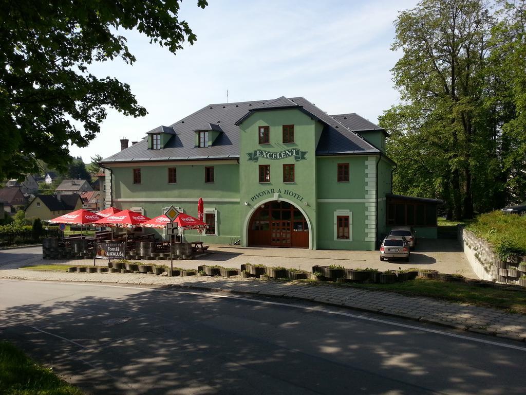 Hotel Excelent Rýmařov Esterno foto